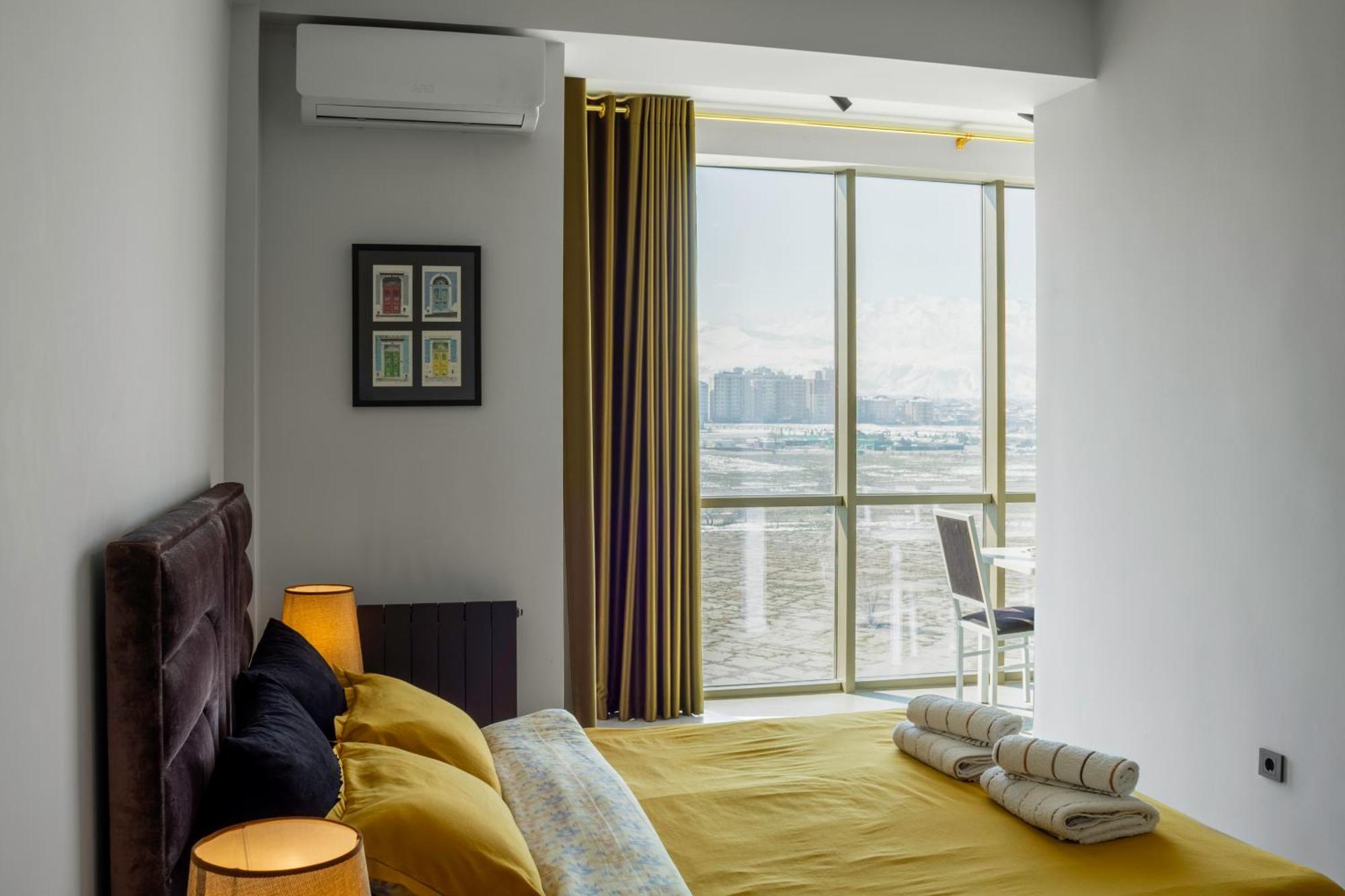 9Th And 6Th Floor Stylish Apartments With Mountainvista Μπισκέκ Εξωτερικό φωτογραφία