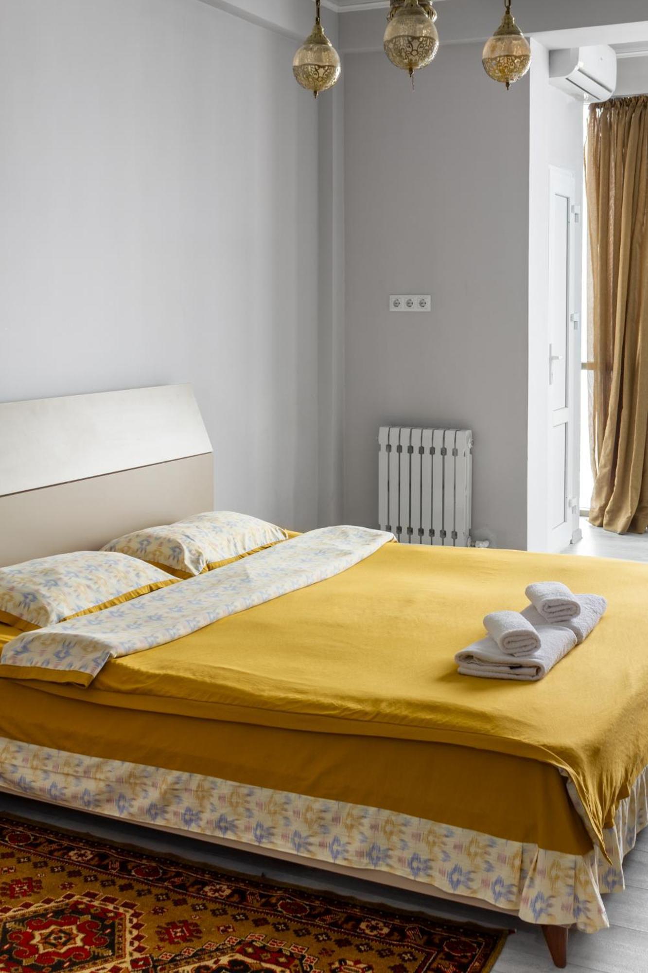 9Th And 6Th Floor Stylish Apartments With Mountainvista Μπισκέκ Εξωτερικό φωτογραφία